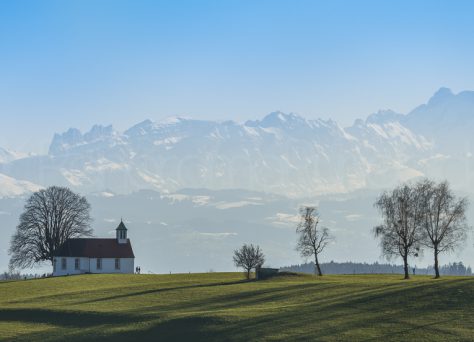 Amtzeller Kapelle mit Alpenpanorama, Säntis