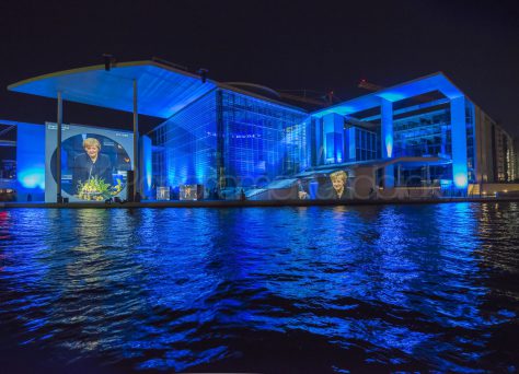 Lichtershow Marie-Elisabeth-Lüders-Haus, Berlin